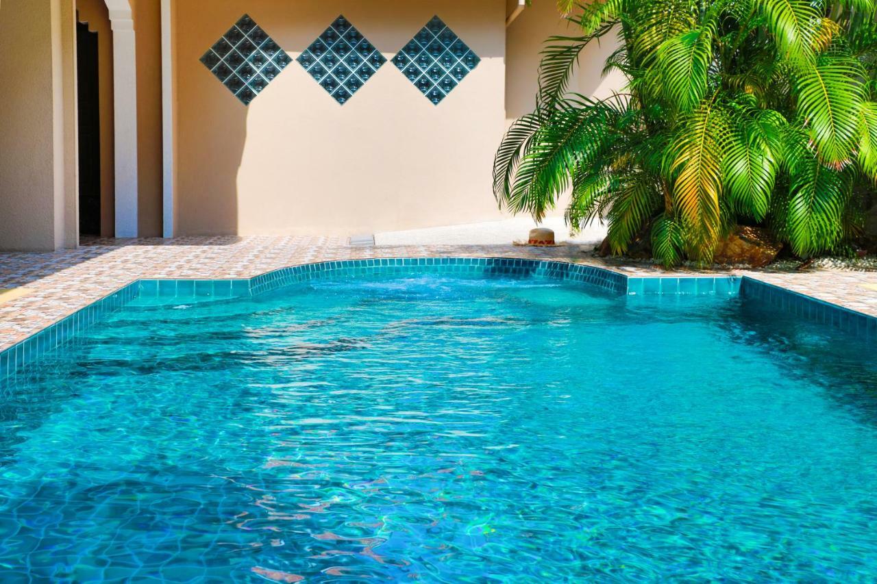 Sweet Villas Pattaya Exterior photo
